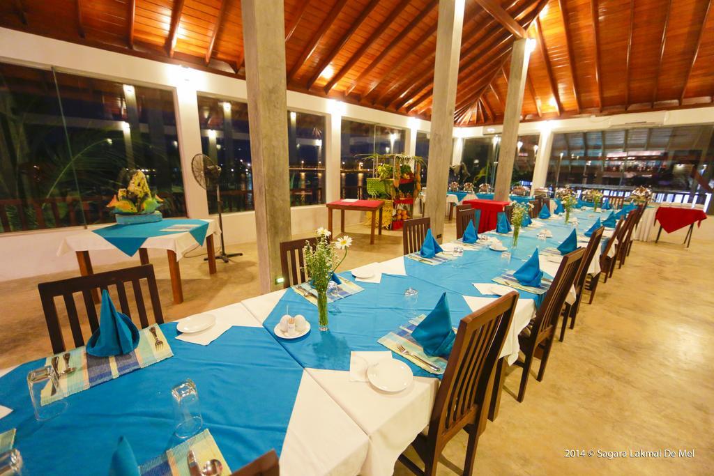 Hotel Marina Bentota Esterno foto